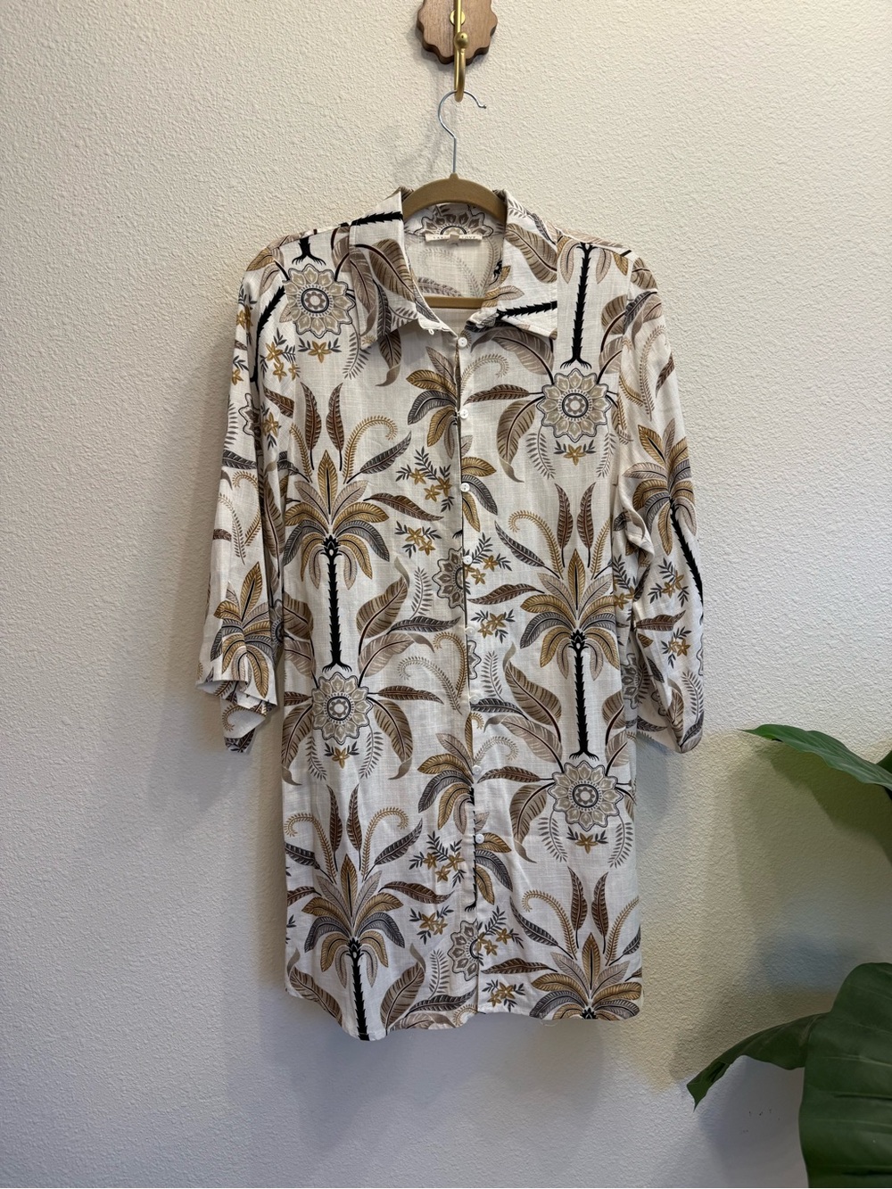 Label of Love Palm Print Tunic Blouse Size M 🌴